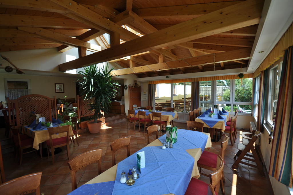 Gasthof Zum Kramer Gurk ภายนอก รูปภาพ