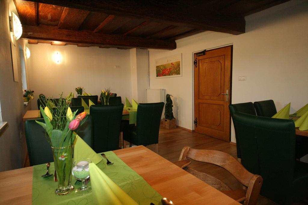 Gasthof Zum Kramer Gurk ภายนอก รูปภาพ